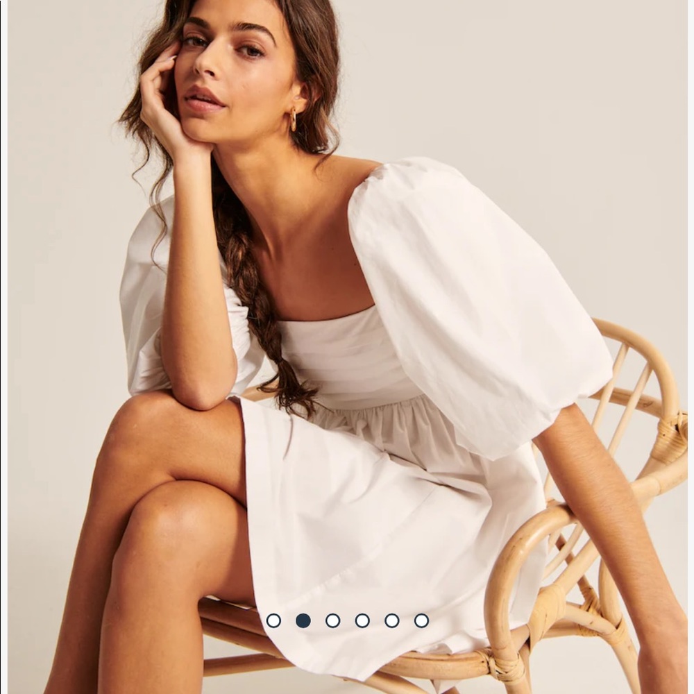 Abercrombie and Fitch Bodice Puff Sleeve Dress